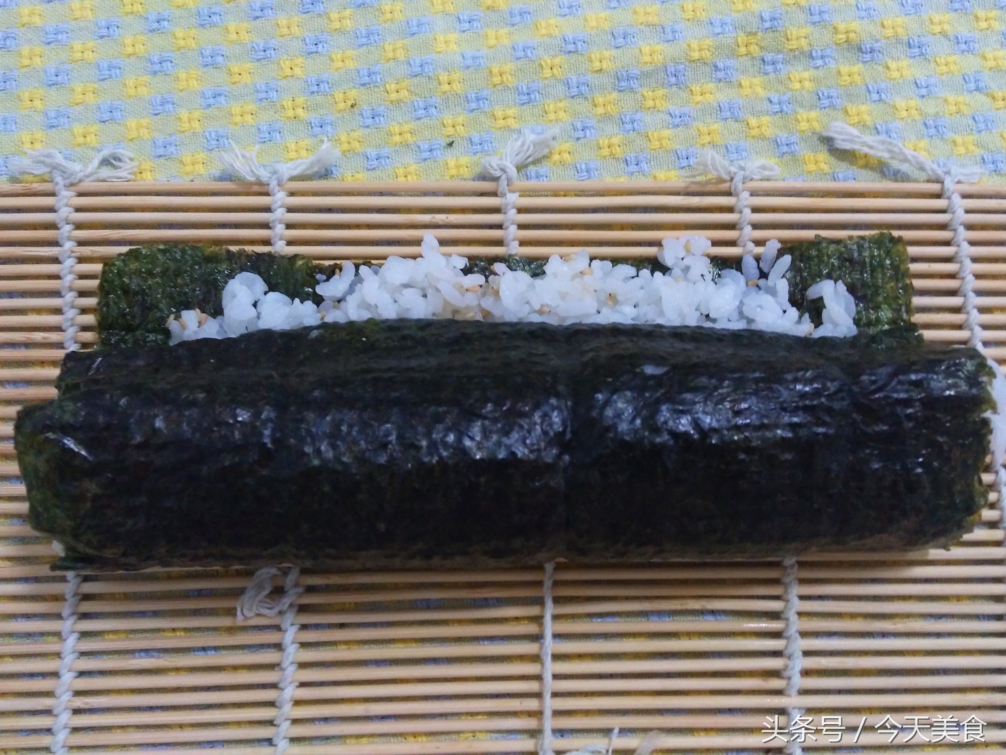 寿司和紫菜包饭别傻傻分不清，教大家怎么做紫菜包饭，好吃又营养
