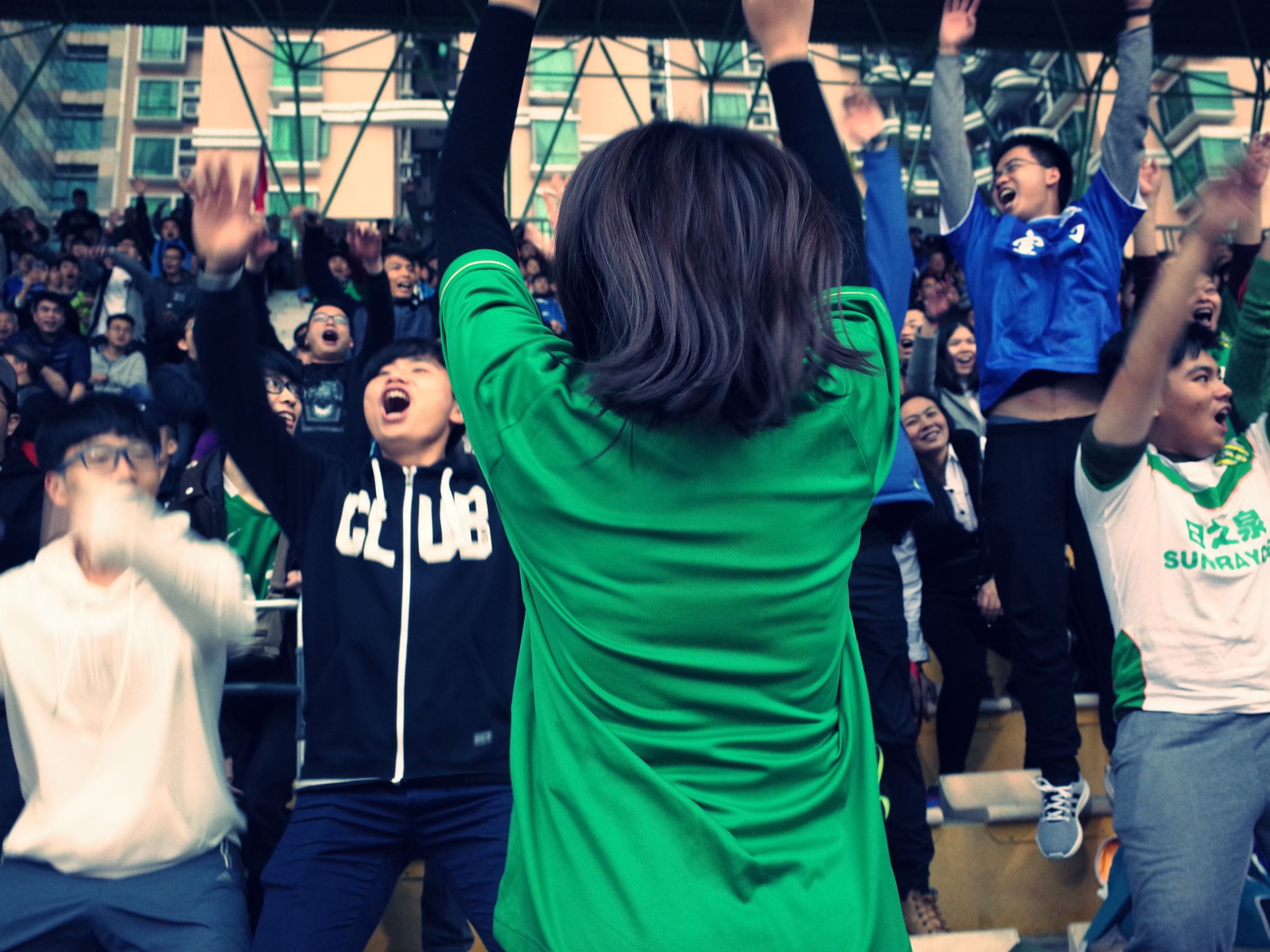 多少人痛饮这份悲凉中国足球俱乐部的更新换代我们只能接受！