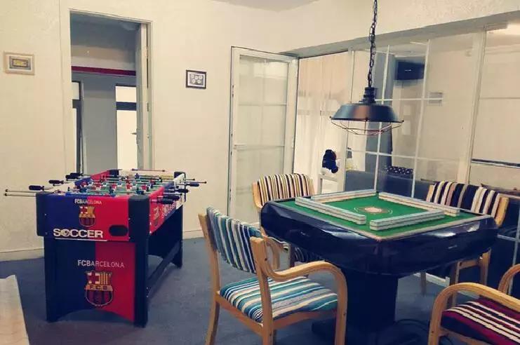 周末别墅轰趴,成都适合10-15人聚会的别墅轰趴