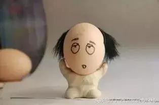 戴帽子导致的秃头会恢复吗,戴帽子秃头几率大