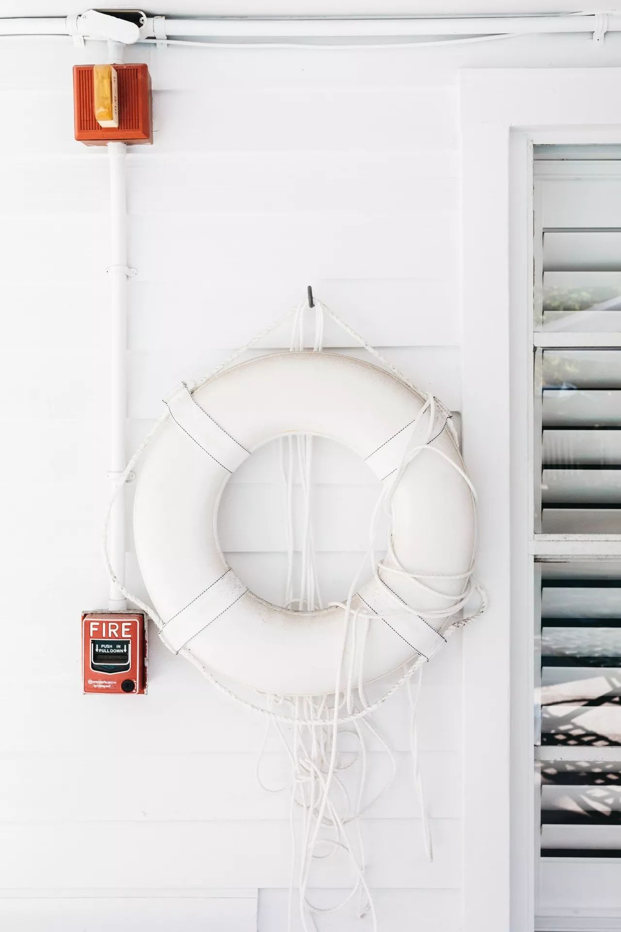 美国吸烟人数呈下降趋势,美国人抽烟为什么少