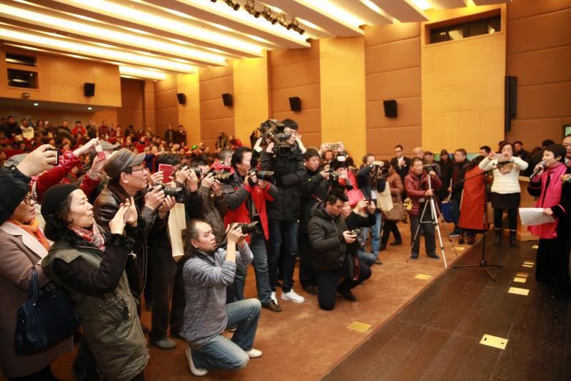 韩煜书法展在中国,韩煜和他的书法创作团队