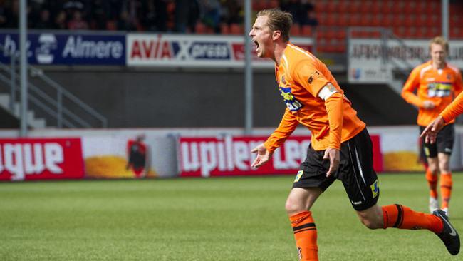 今晚法乙荷乙本周末率先出场榜首兰斯遇险福伦丹告捷在望