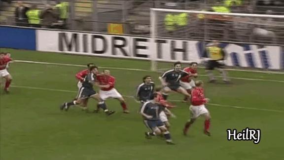 伊布的华丽踢法,伊布的颠球