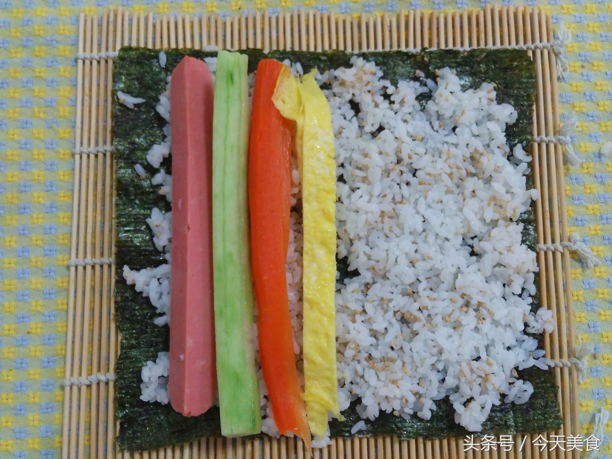 寿司和紫菜包饭别傻傻分不清，教大家怎么做紫菜包饭，好吃又营养