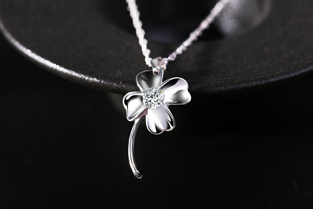 5毛钱辨真假,五毛钱怎么辨真假