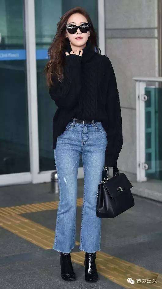 林允儿牛仔裤街拍,林允儿穿牛仔裤视频