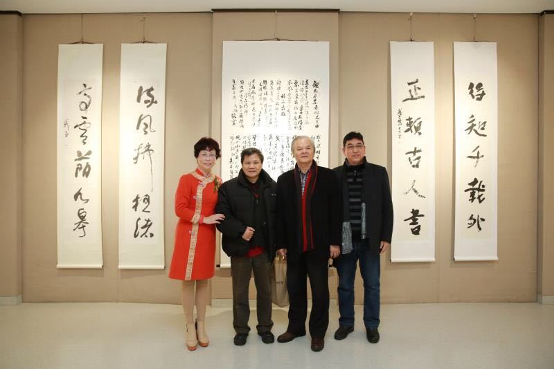 韩煜书法展在中国,韩煜和他的书法创作团队