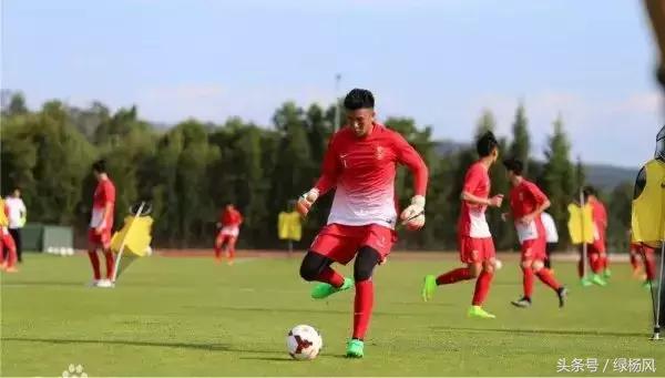 喜大普奔神威联赛,扬州足球队员名单