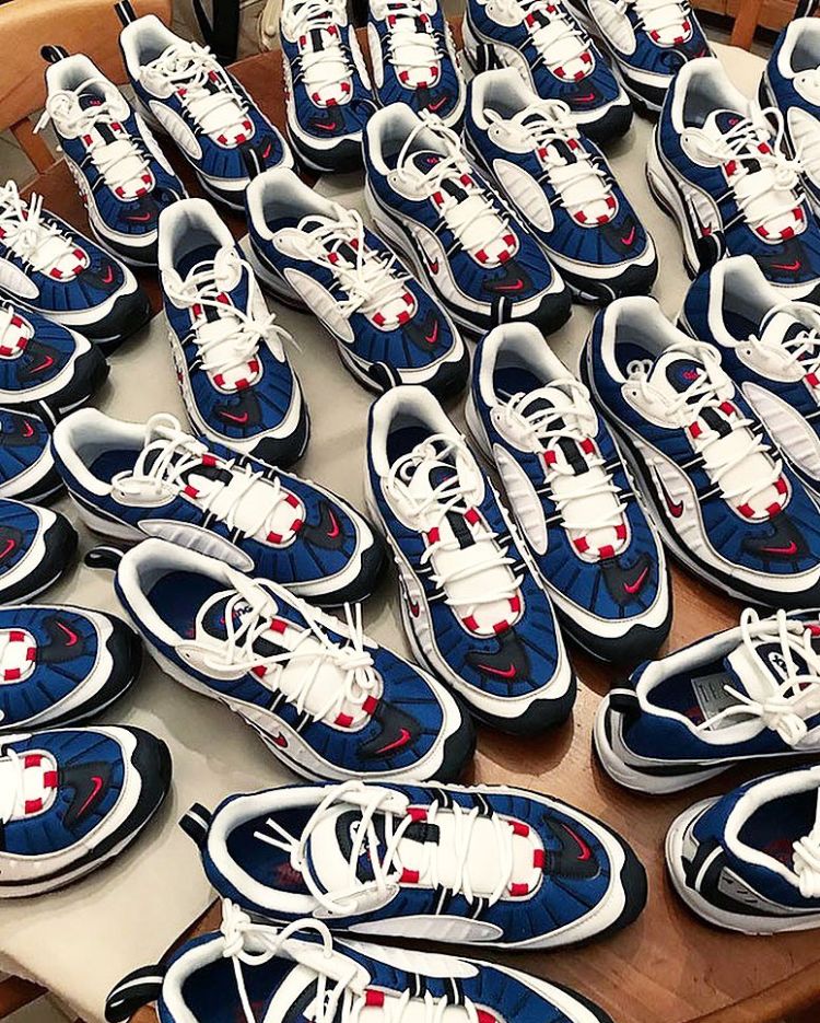 max98高达红,max98猛龙鞋