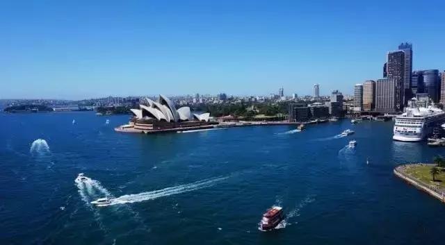 刚办的护照能去哪些国家旅游,白本护照怎么去加拿大