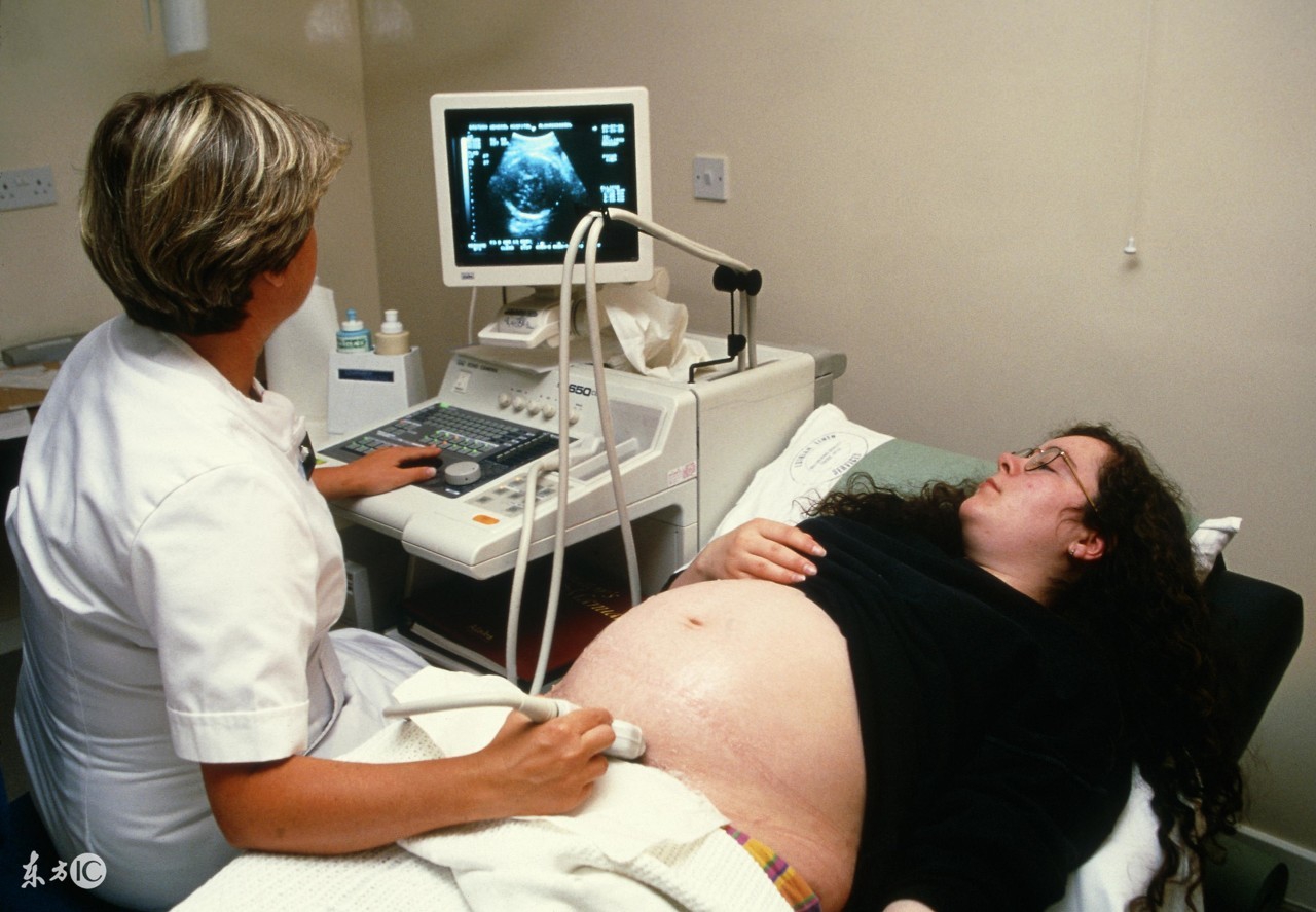 临近产期怎么辨别羊水不足了,怎么区分是羊水破了还是漏尿