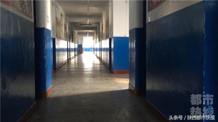 一学生被老师踢断腿骨,学生被老师踢断腿骨教育局证实