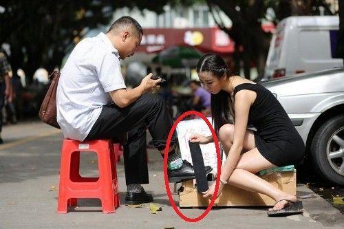 别瞎想，姑娘只是尿急罢了