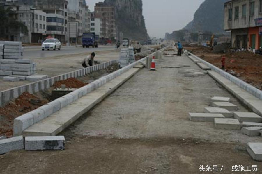 市政道路工程常见的两种路基基层施工及沥青路面施工工艺