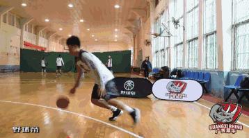 最简单最高效的过人方式,1分钟学会过人技巧