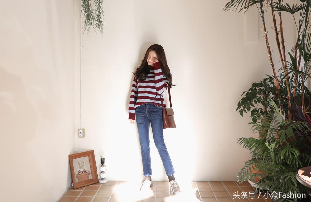 天天美穿搭,条纹毛衣长款宽松慵懒风穿搭