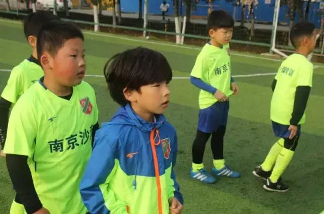 从暖秋到严冬，明基悦宁体育中心青训点秋季班今日正式结业！