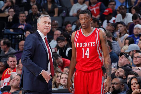 火箭又一哈登兄弟离队倒计时！莫雷或再换*器武**斗勇士？