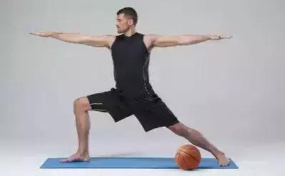 这些出色的男人们，如何谈论瑜伽？