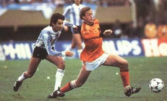 1982世界杯匈牙利vs萨尔瓦多,匈牙利10:1大胜萨尔瓦多