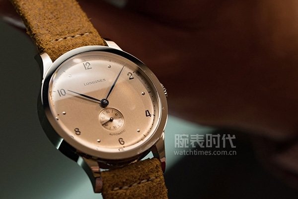 浪琴燕尾服复刻表,浪琴复刻系列用什么机芯