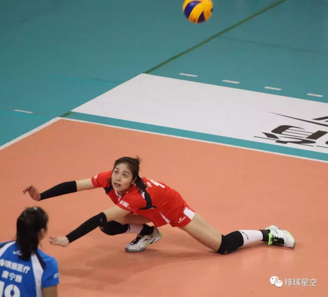 回顾中国女排辉煌历史2016年,中国女排的辉煌与遗憾作文