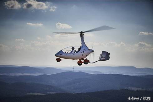 考个小飞机驾照要多少钱,国产小飞机家用5座价格