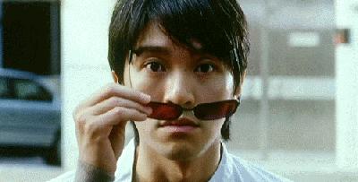 56岁的他饰演的电影部部经典，火了19年的喜剧之王（含资源）