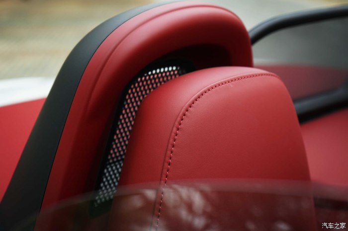 保时捷718boxster敞篷购车过程,保时捷718boxster冰雪漂移