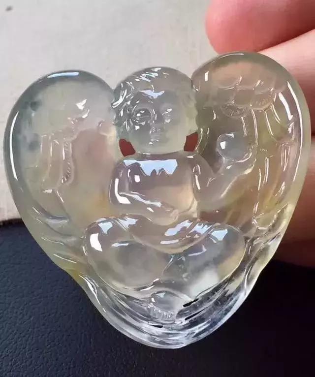 找谁说理去？30000买一只“翡翠”手镯，现在只值3000了？