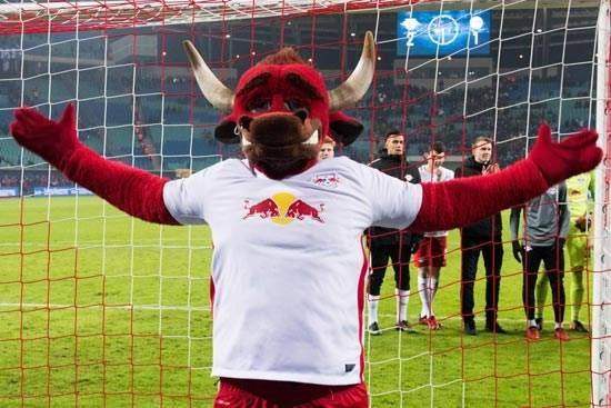 莱比锡新球衣,莱比锡22-23黑色球衣