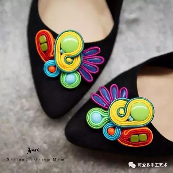 谁说鞋子脏了就要扔,怎样让旧鞋子焕然一新