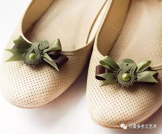 谁说鞋子脏了就要扔,怎样让旧鞋子焕然一新