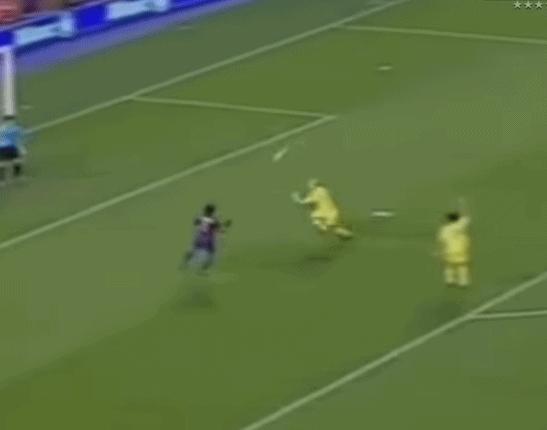 退役多年小罗依然天赋异禀,小罗为什么那么年轻就退役了