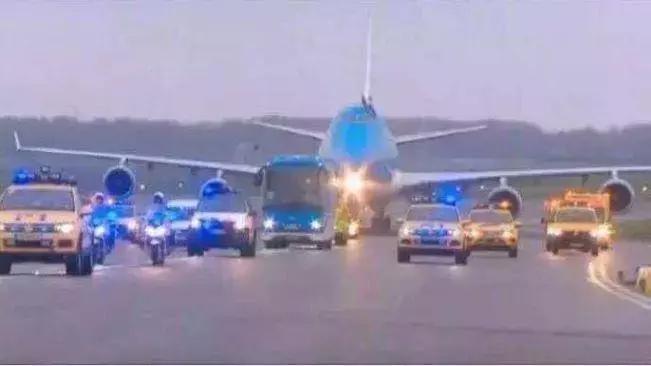 我国国宝大熊猫被外国租借有多难,日本大熊猫悲惨生活