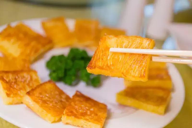 四星级酒店五个人吃年夜饭多少钱,酒店年夜饭套餐