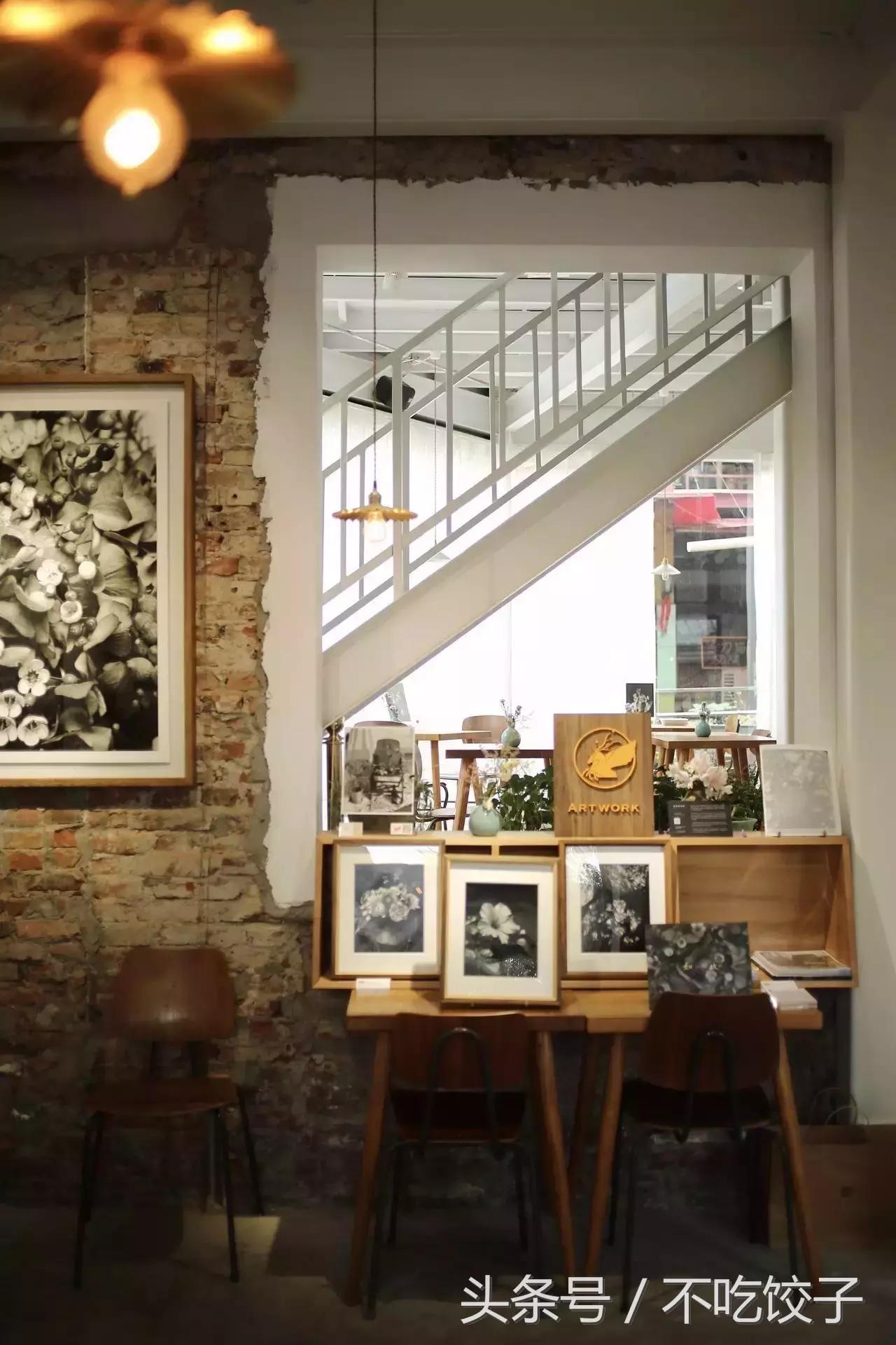 一天只能出2张照片，一张照片要2万，却可以传承100年