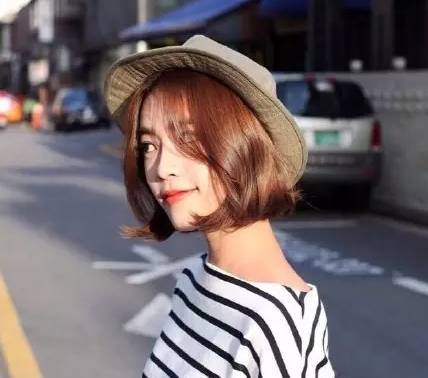 发型被剪毁了怎么补救,被发型师剪毁的发型