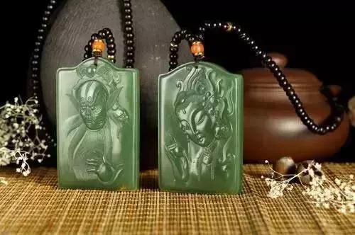 找谁说理去？30000买一只“翡翠”手镯，现在只值3000了？