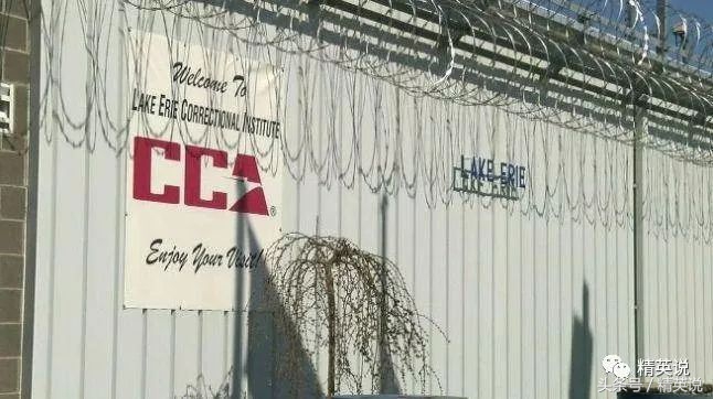 他在美国赚了27年的钱,他每年赚走美国上百亿