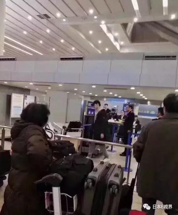张翰安检的过程,张翰海关安检