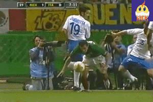 足球技术最好的球星,各个足球球星招牌绝技