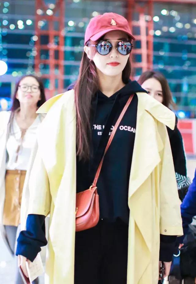 唐嫣同款gucci虎头包,唐嫣今年最爱用的包包都在这