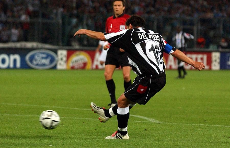 皮耶罗技术,托马斯穆勒皮萨罗