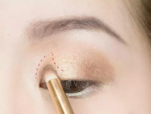 怎么看适合韩妆还是日妆,日妆跟韩妆哪个好用