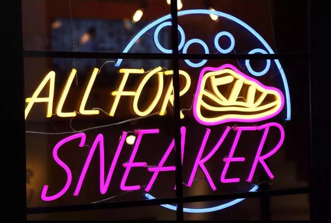 闪电鞋曝光！国内首家sneaker清洗保养专门店登入上海！