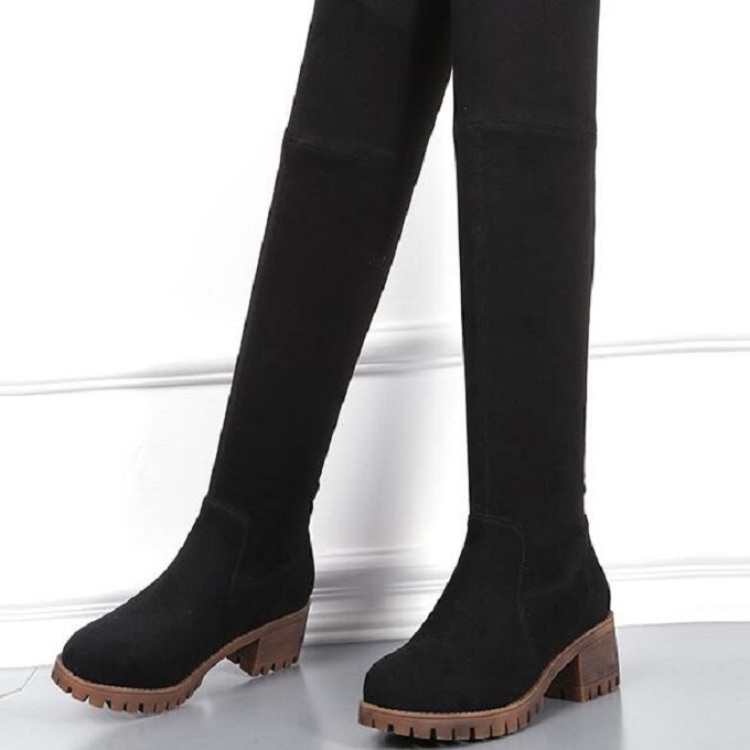 过膝靴新年,过膝长靴新年