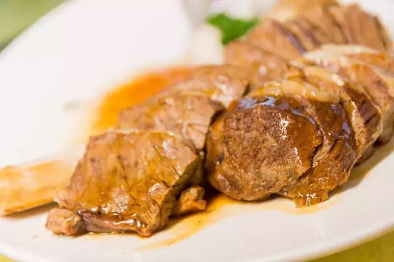 四星级酒店五个人吃年夜饭多少钱,酒店年夜饭套餐