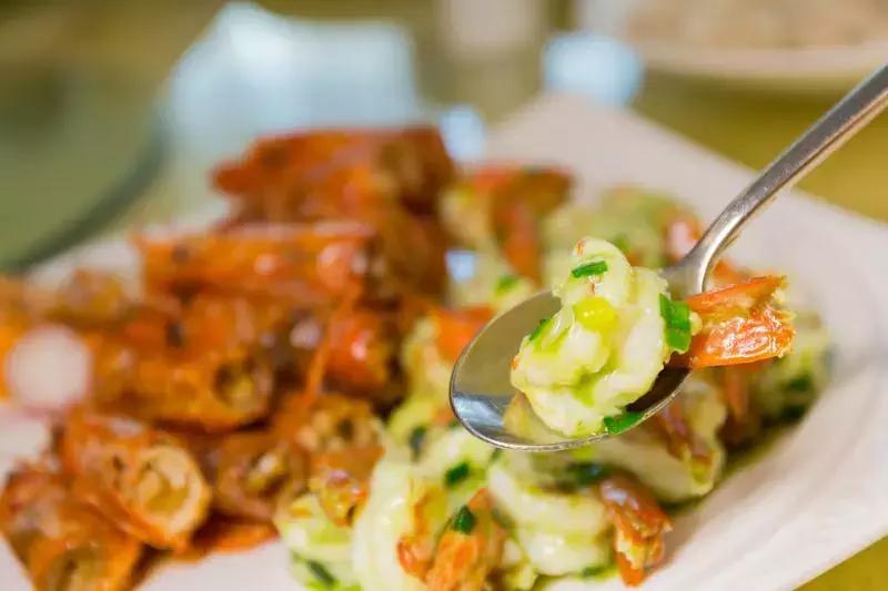 四星级酒店五个人吃年夜饭多少钱,酒店年夜饭套餐